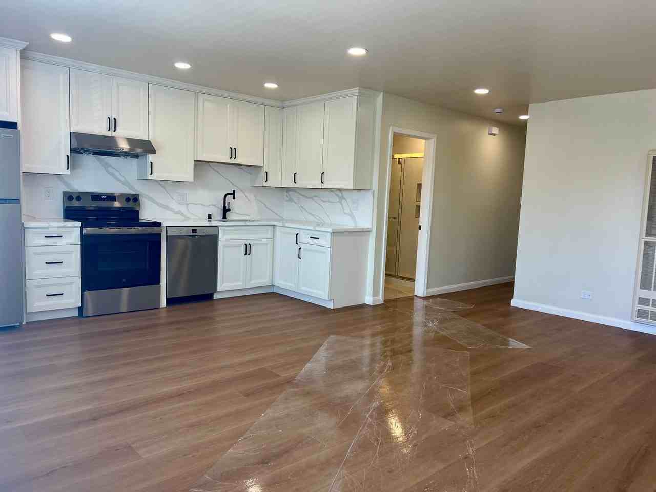 666 1st Ln - Photo 6 of 41