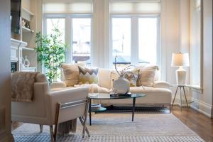 featured image of 721 Markham Street