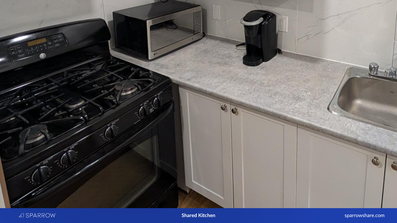 Frobisher Ct & Northview Heights Dr - Photo 5 of 6