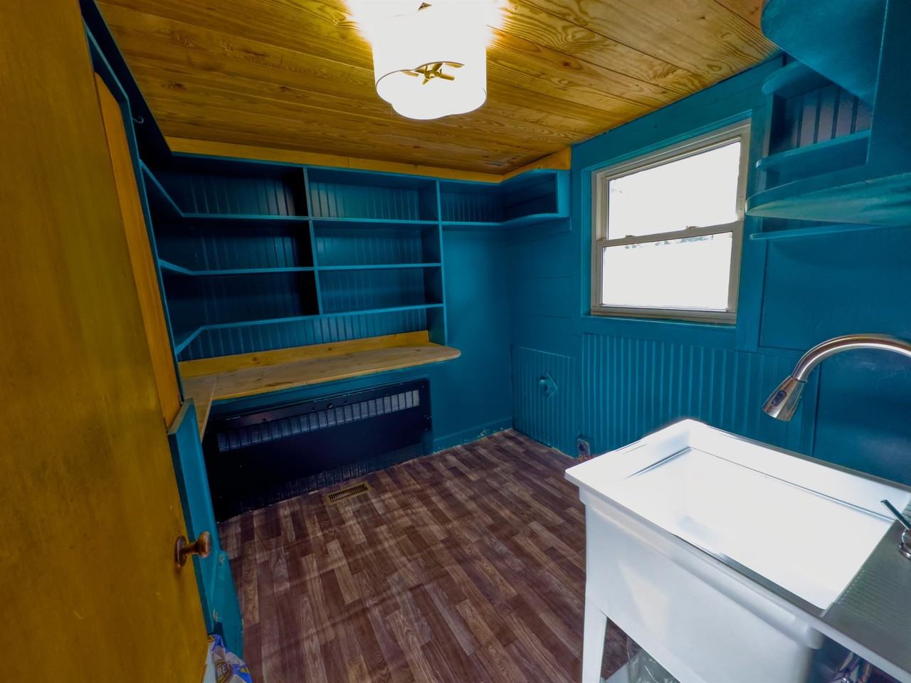 229 Pee Dee Ave - Photo 3 of 17