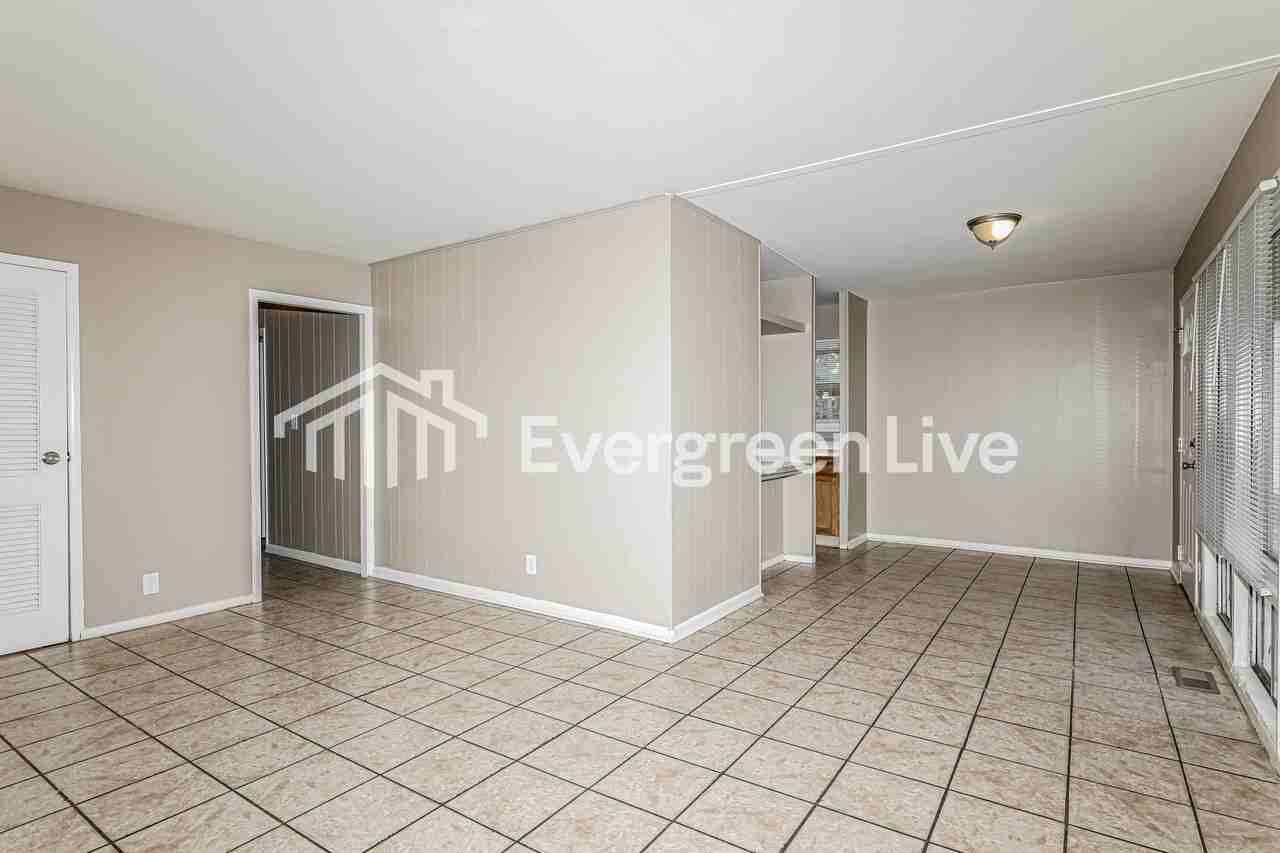 5102 W 30th St - Photo 6 of 15