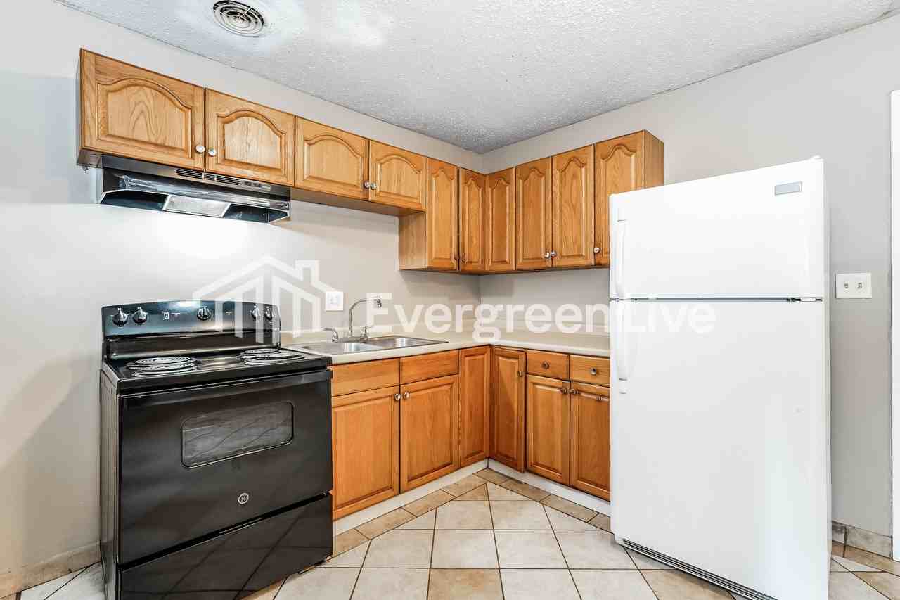 3533 Wyncote Rd - Photo 6 of 15