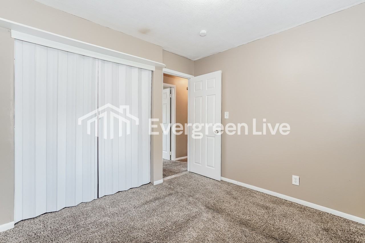 3533 Wyncote Rd - Photo 7 of 15