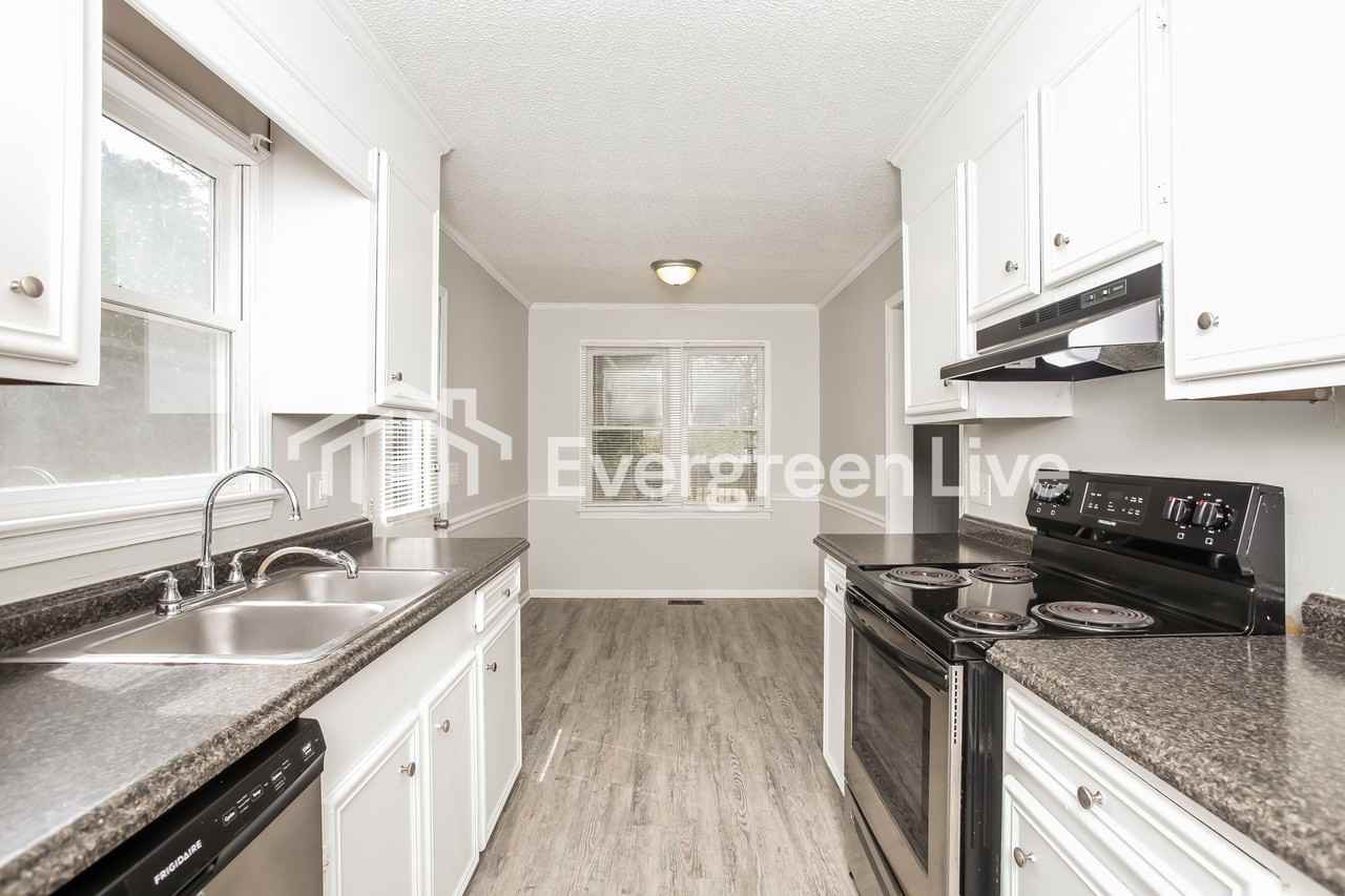 10 Cardington Ct - Photo 6 of 15