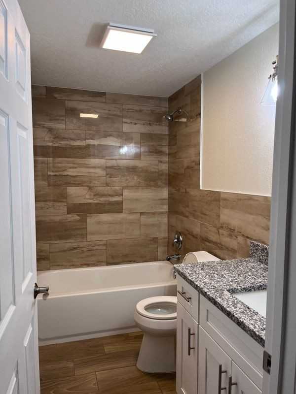 1147 E Mcdonald Ave ##201 - Photo 7 of 13
