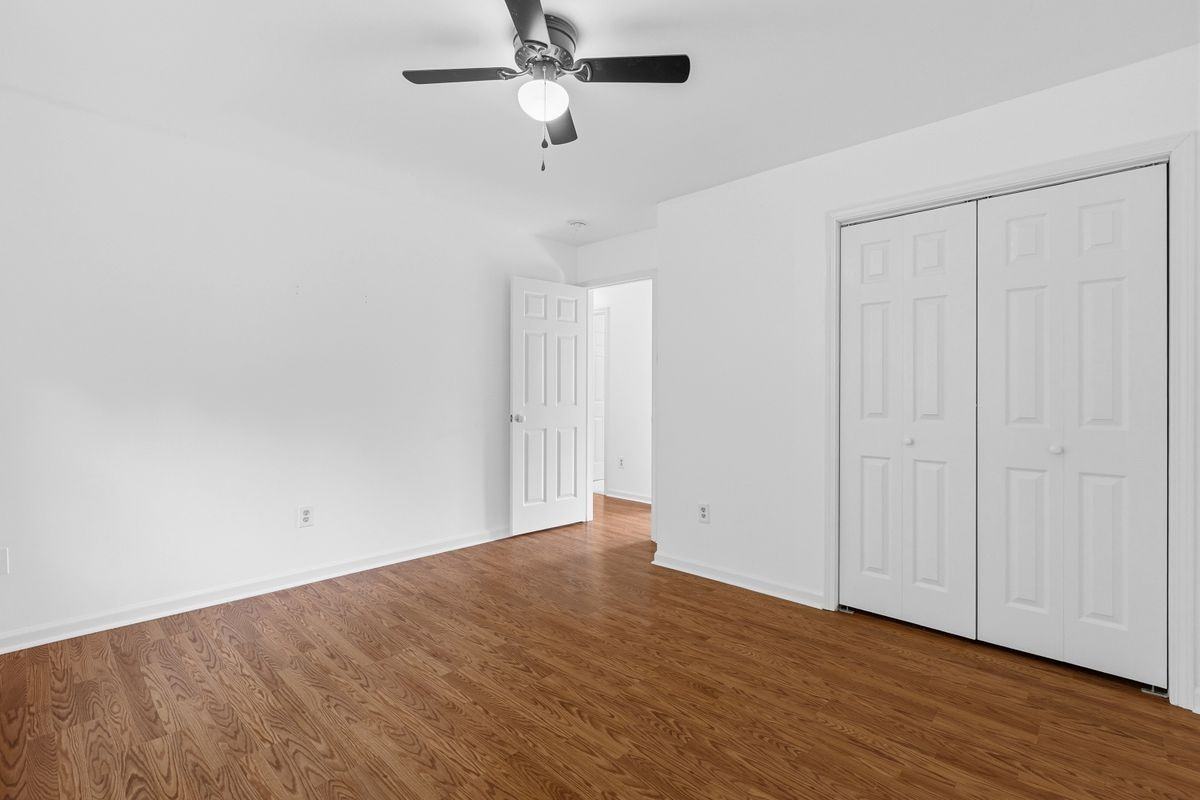 7 Van Keuren Ave - Photo 5 of 15