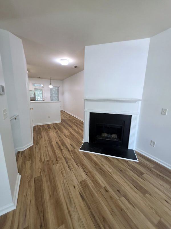 2179 Dillard Xing - Photo 4 of 25