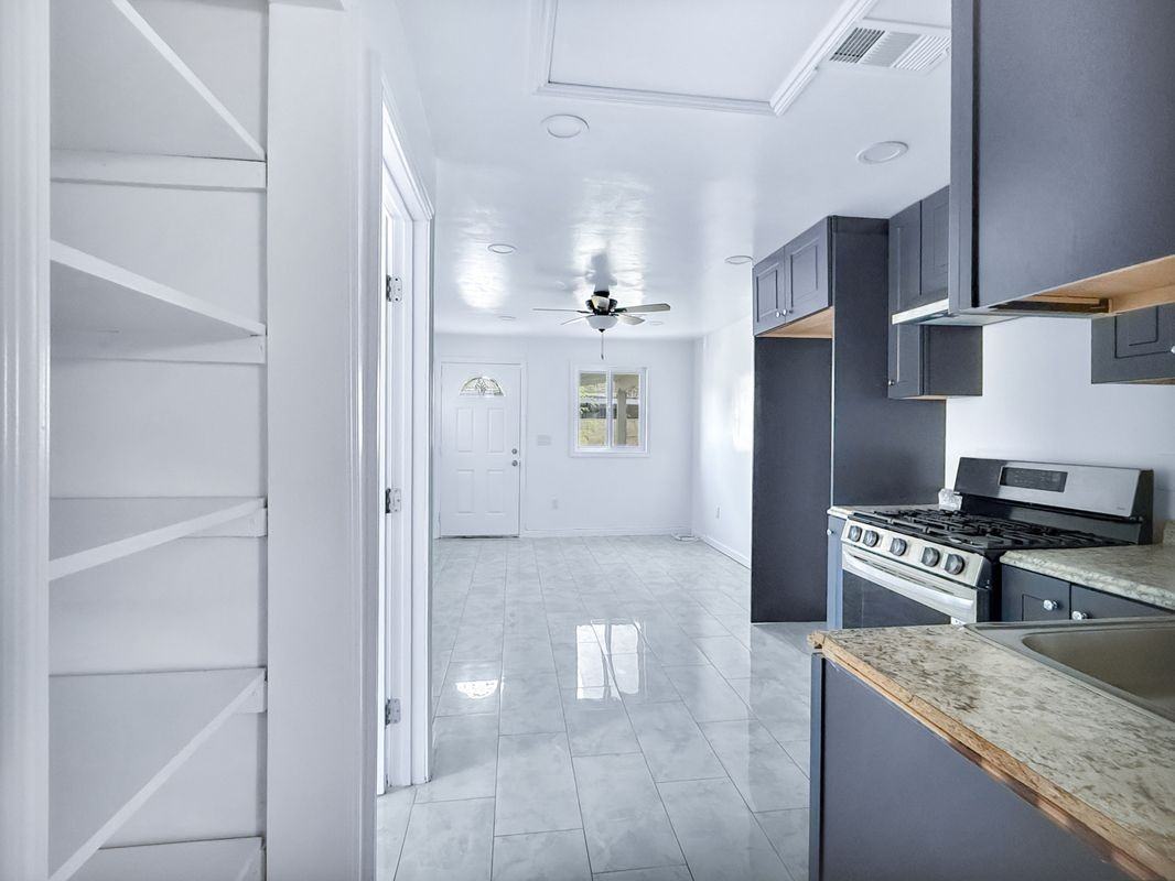 4232 Michael St - Photo 3 of 8