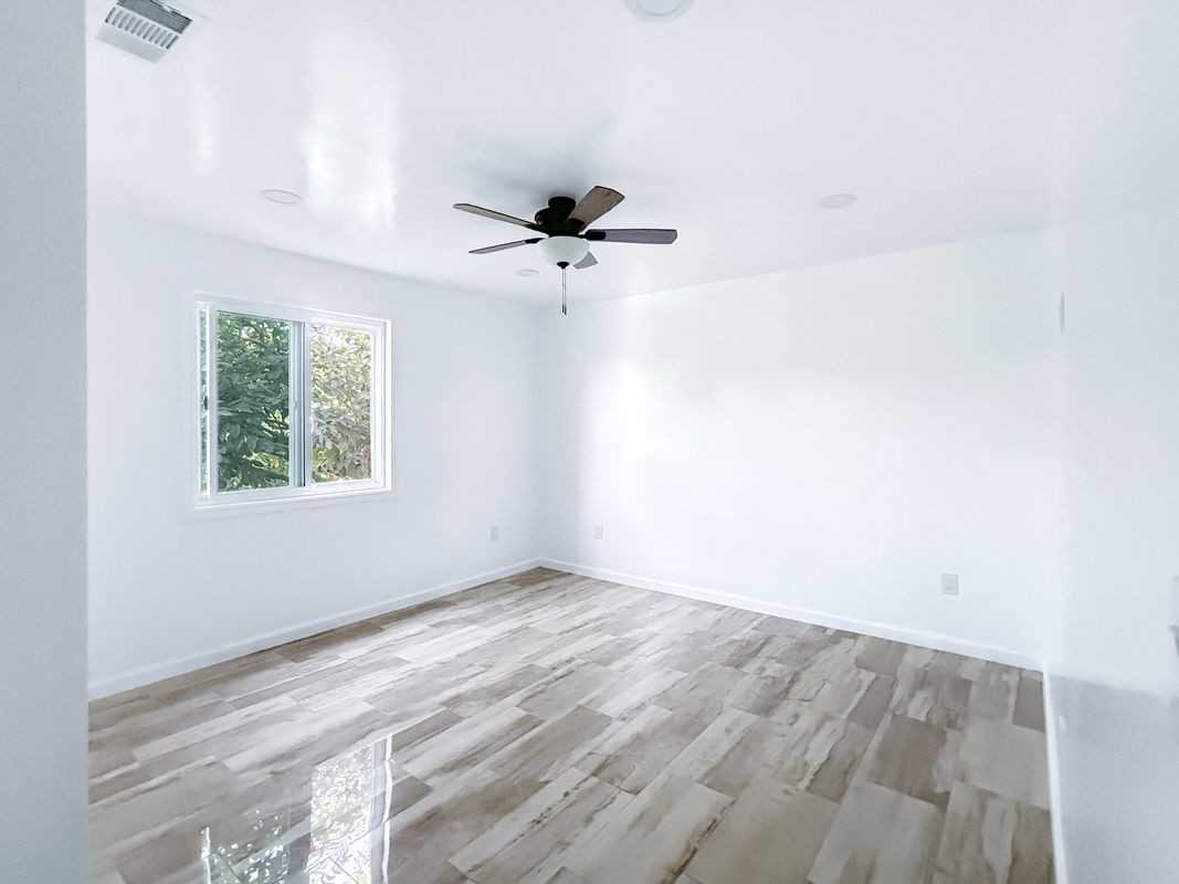 4232 Michael St - Photo 4 of 8