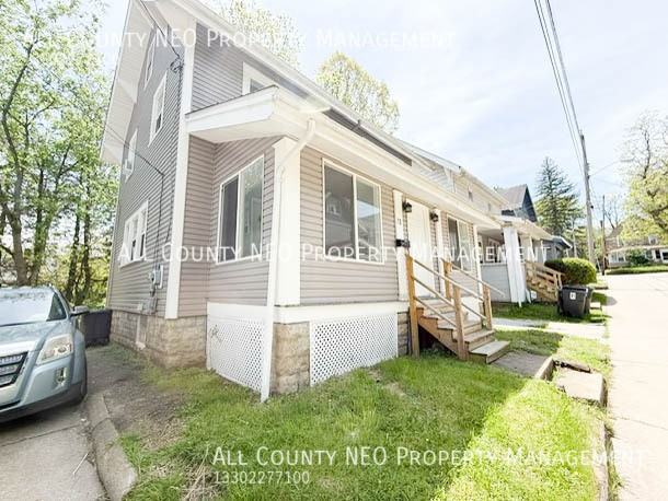 73 Belvidere Way - Photo 2 of 28