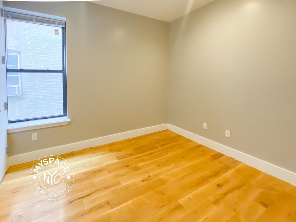 1020 Park Pl #BB - Photo 3 of 9