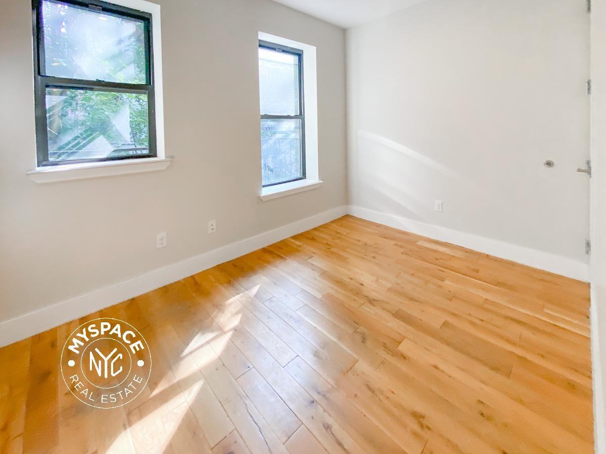 1020 Park Pl #BB - Photo 7 of 9