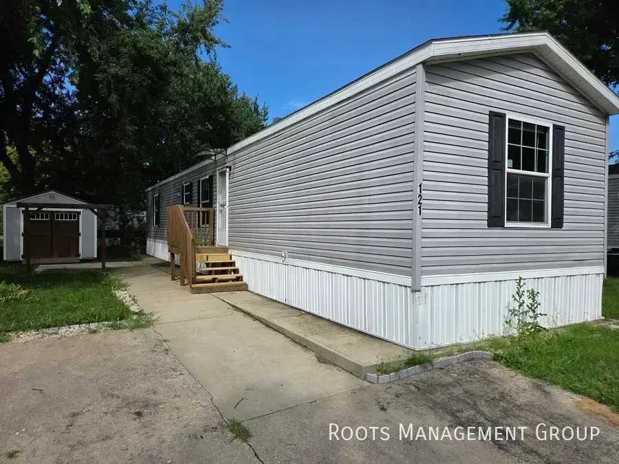 121 Vermillion Est #121 - Photo 2 of 10