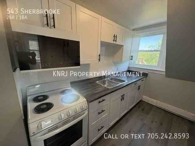 543 Sherbrooke St - Photo 7 of 16