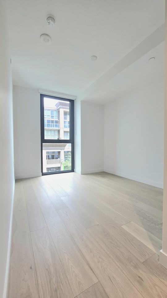 1530 6th Ave W - Photo 3 of 29