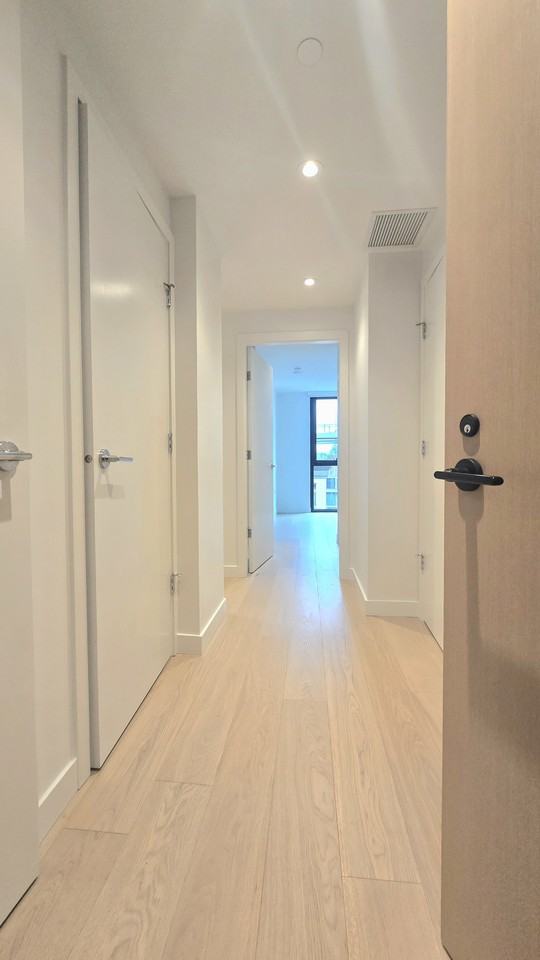 1530 6th Ave W - Photo 4 of 29
