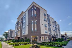 featured image of 321 S Broad St