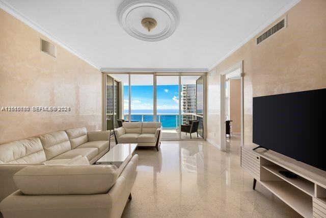 TRUMP PALACE CONDO - Photo 4 of 16