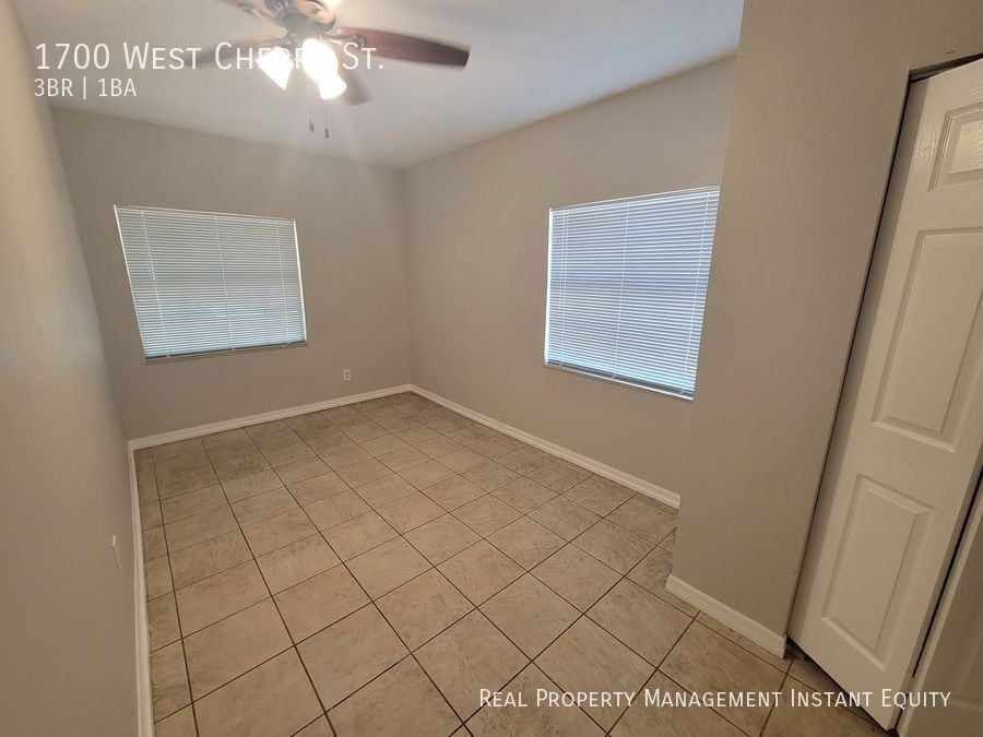 1700 W Cherry St - Photo 6 of 10