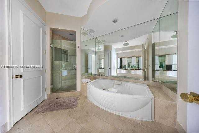 TRUMP PALACE CONDO - Photo 6 of 16