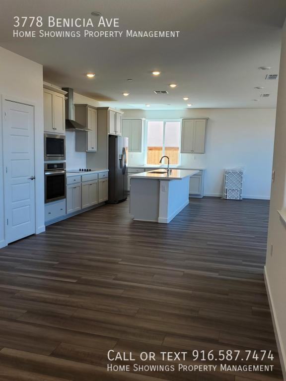 3778 Benicia Ave - Photo 3 of 20