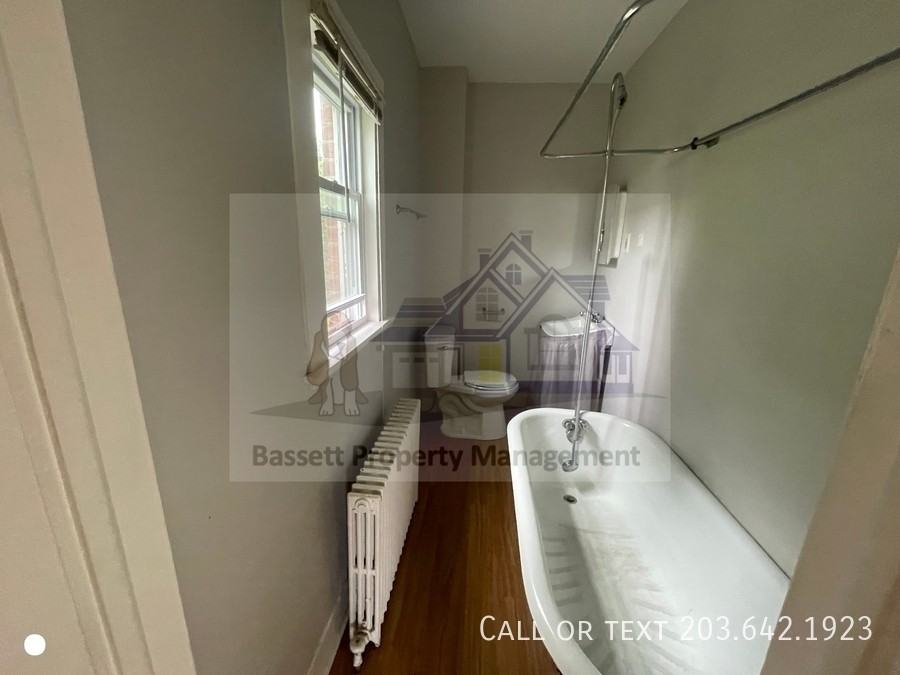 HUBBARD & - Photo 5 of 14