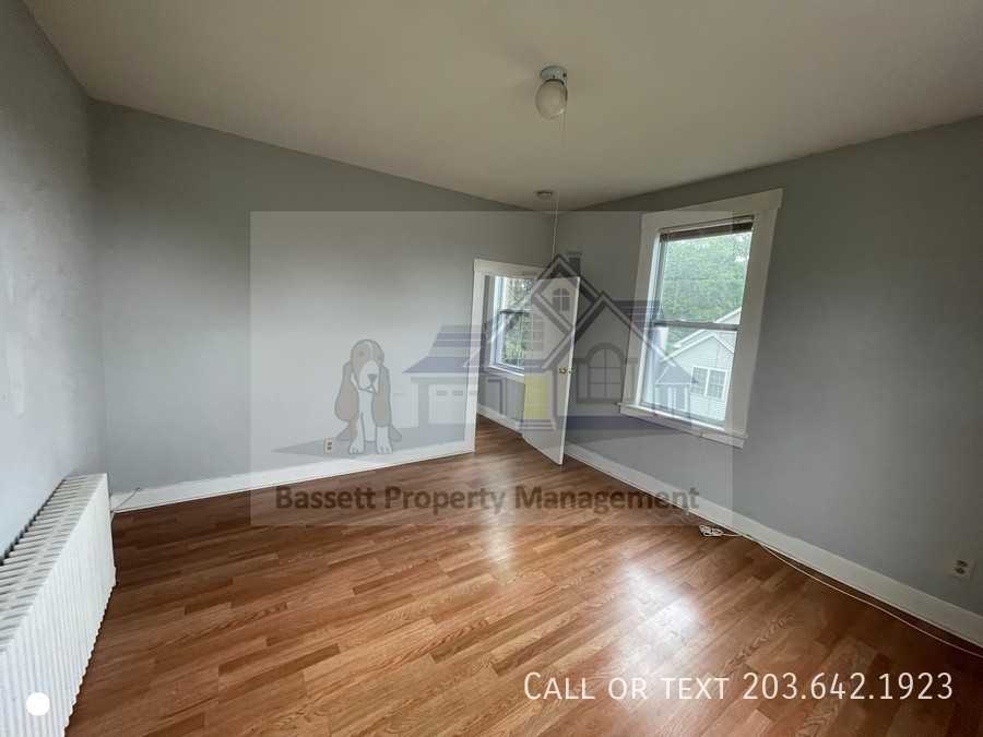 HUBBARD & - Photo 7 of 14