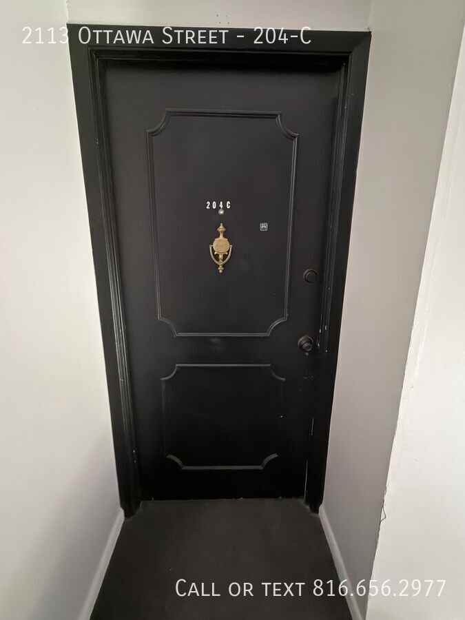 2113 Ottawa St #204C - Photo 2 of 45
