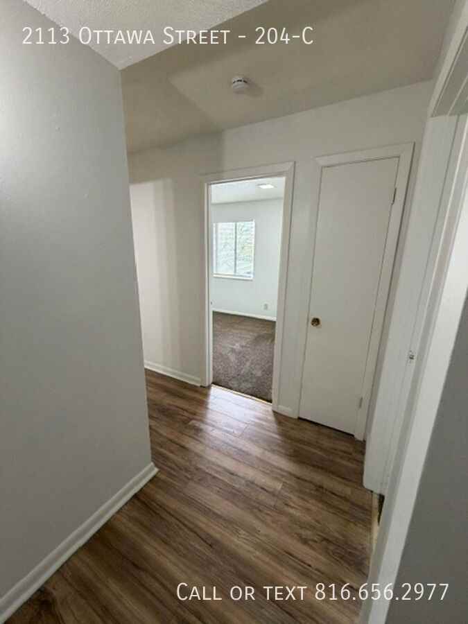 2113 Ottawa St #204C - Photo 7 of 45
