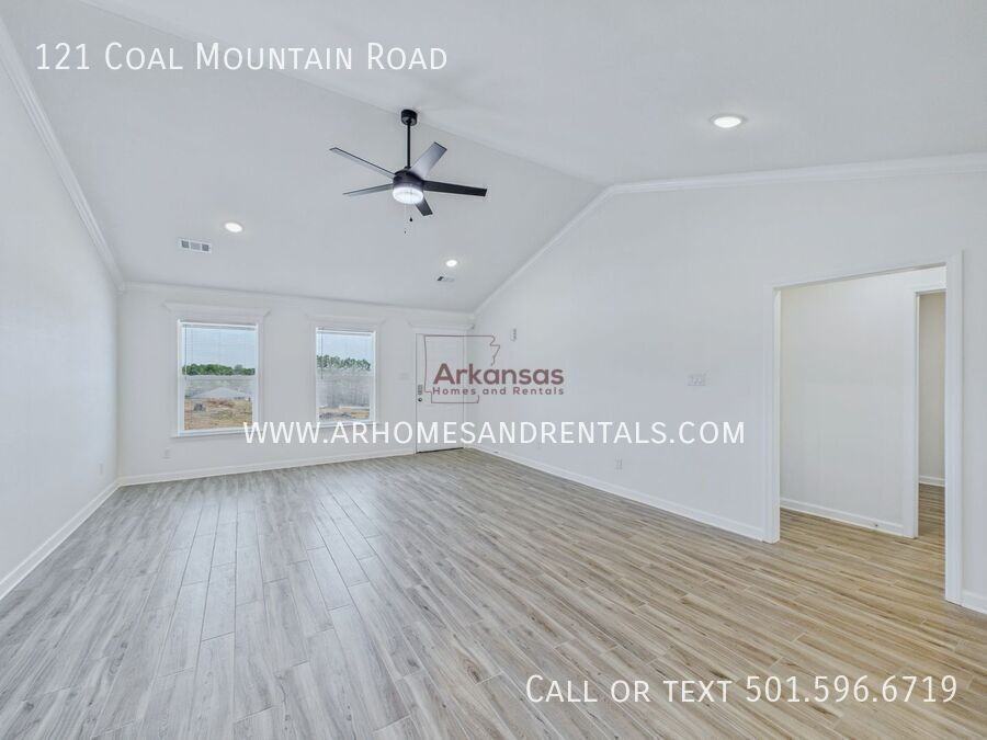 121 Coal Mountain Road - Photo 2 of 17