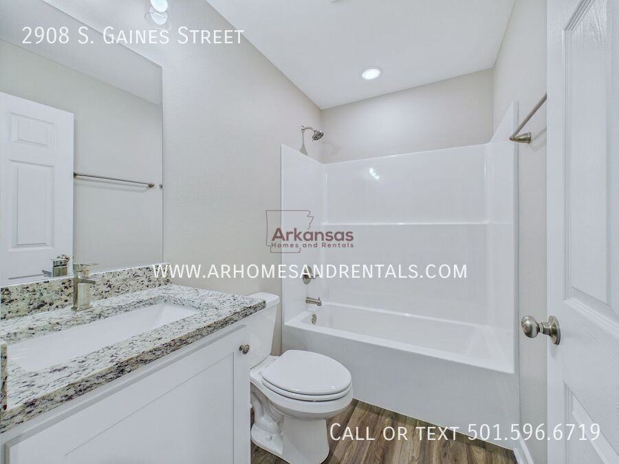 2908 S Gaines St - Photo 7 of 15