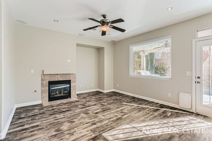 10744 Tuscan Ct - Photo 4 of 17