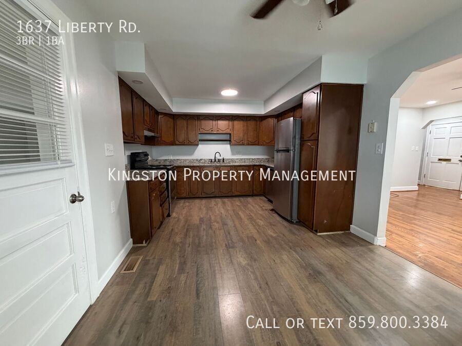 1637 Liberty Rd - Photo 6 of 18