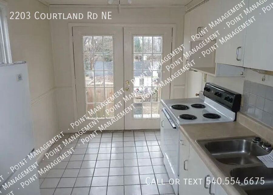 2203 Courtland Rd Ne - Photo 7 of 7