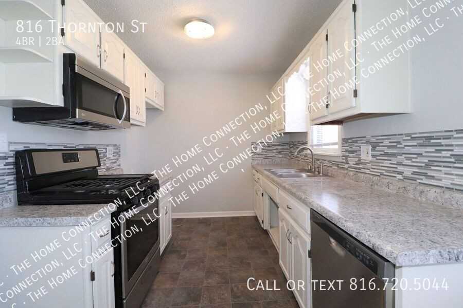 816 Thornton St - Photo 3 of 29