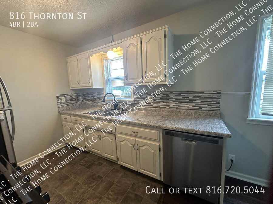 816 Thornton St - Photo 5 of 29