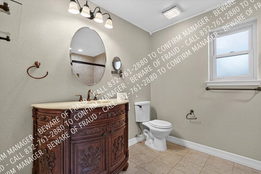 593 King Cir - Photo 4 of 34