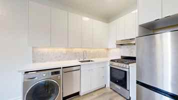 featured image of 727 Ellis St #205
