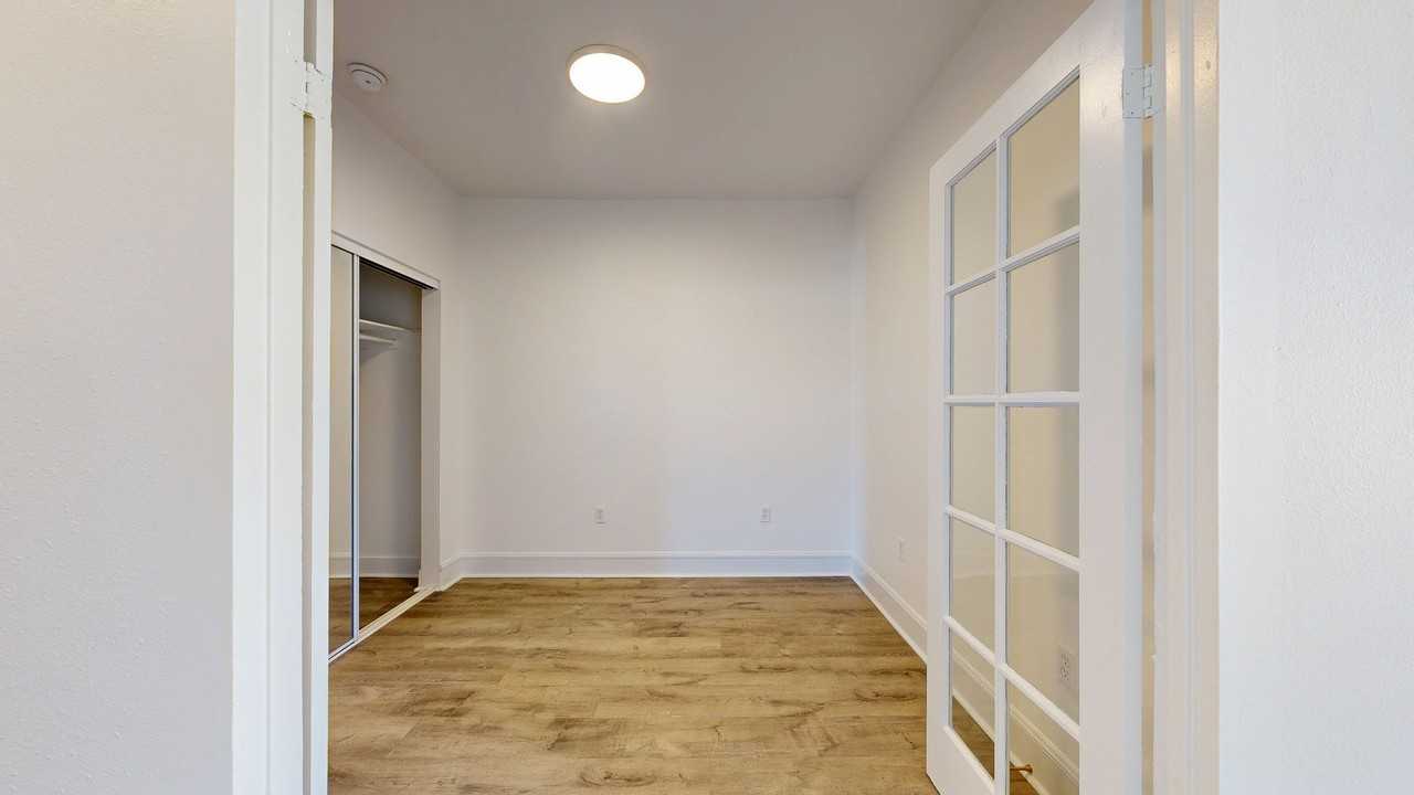 723 Ellis St #504 - Photo 7 of 10