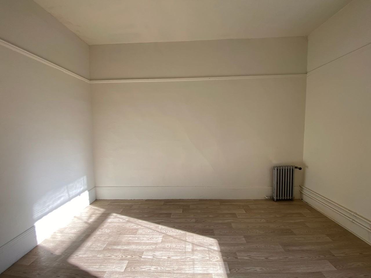 917 Kearny St #211 - Photo 5 of 9