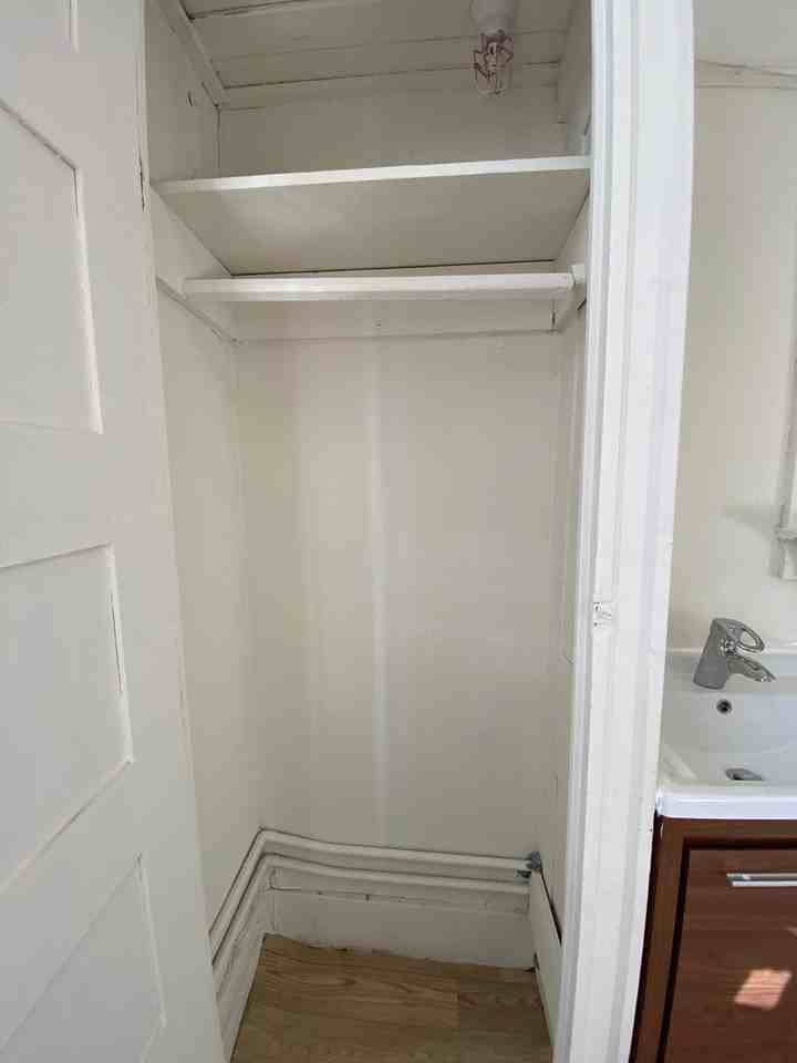 917 Kearny St #211 - Photo 7 of 9
