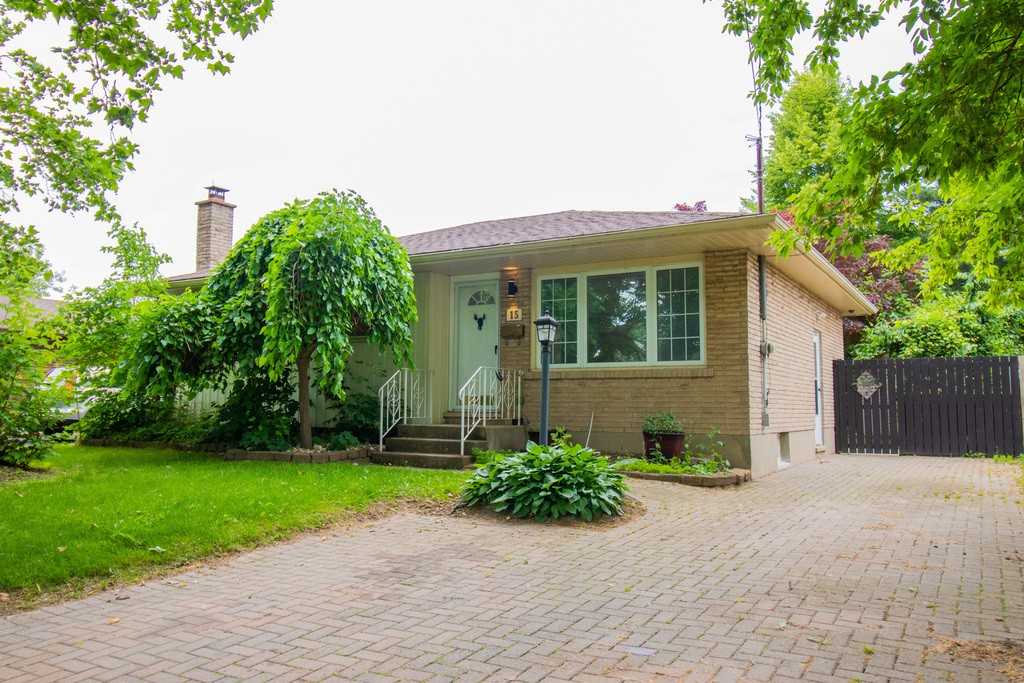 15 Sheridan Dr - Photo 2 of 20