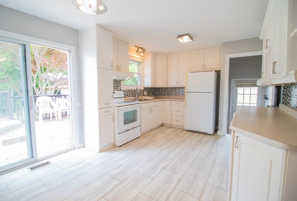 15 Sheridan Dr - Photo 5 of 20