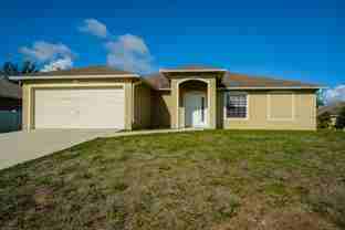 218 Sw 11th Ave - Photo 1 of 1