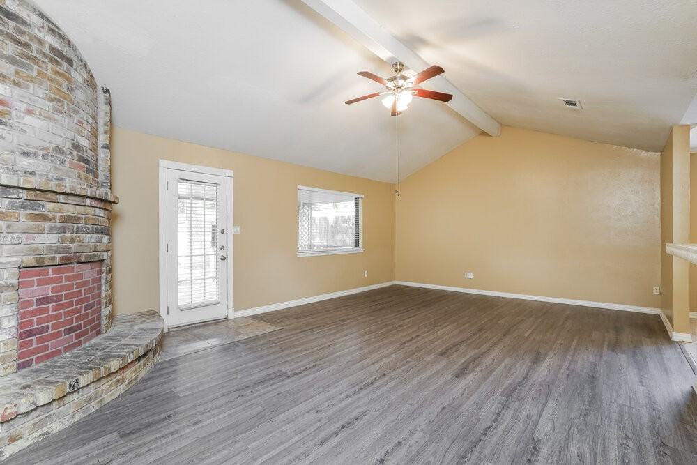 23331 Bayleaf Dr - Photo 4 of 16