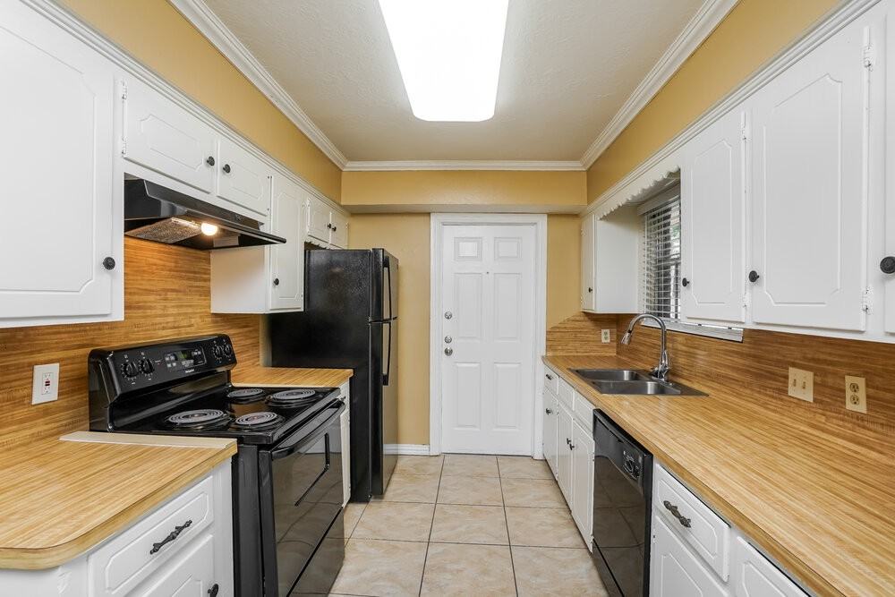 23331 Bayleaf Dr - Photo 7 of 16