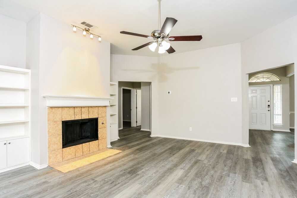 2716 Wild Grove Ln - Photo 5 of 16