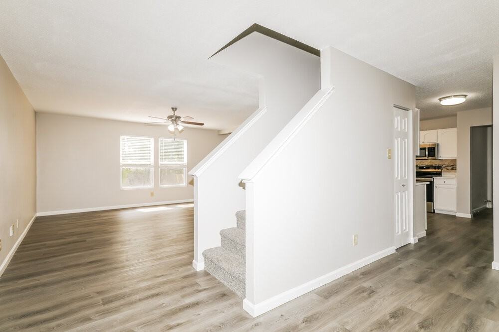 6336 Alonzo Dr - Photo 4 of 17