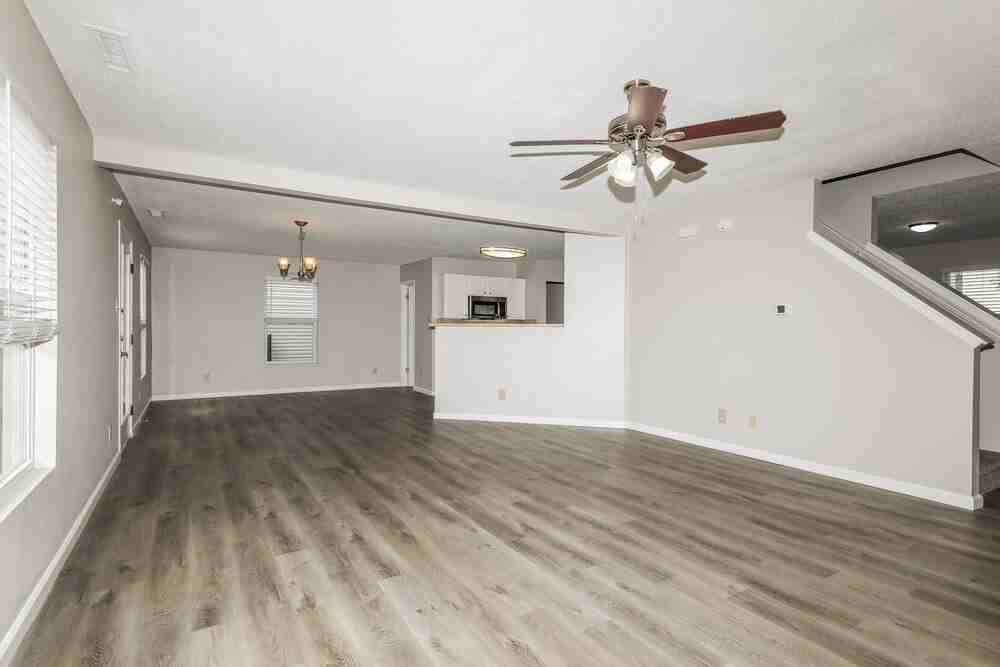 6336 Alonzo Dr - Photo 5 of 17