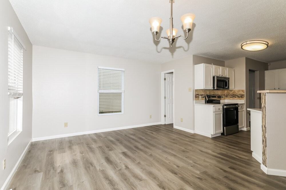 6336 Alonzo Dr - Photo 7 of 17